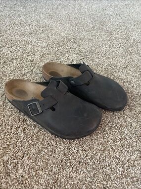 Birkenstock Black Boston Clog in oiled leather